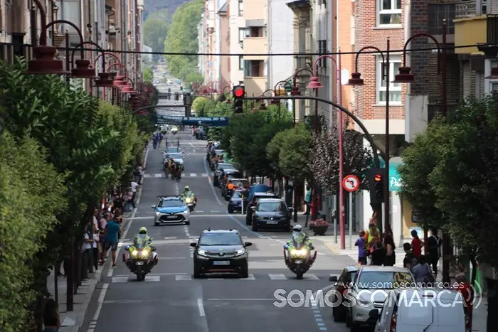 somoscomarca_obarco_voltaciclista_galicia_motos_ciclistas_guardiaciviltraficomoto_2022 (15)