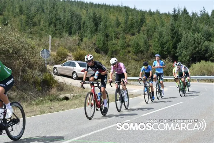 somoscomarca_altodaportela_ciclismo_voltaagalicia_2022 (13)