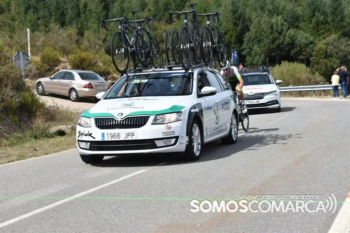 somoscomarca_altodaportela_ciclismo_voltaagalicia_2022 (22)