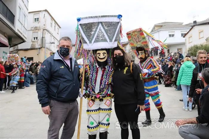 Melisa Macía, alcaldesa de Vilariño e Cecilio Santalices, jefe de área provincial de Turismo de Ourense (1)