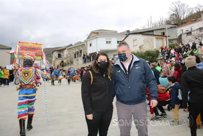 Melisa Macía, alcaldesa de Vilariño e Cecilio Santalices, jefe de área provincial de Turismo de Ourense (3)