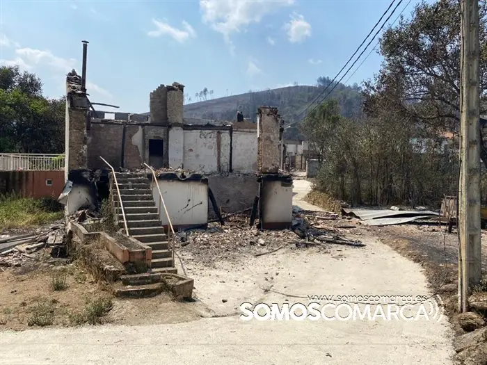 Incendio en a Veiga de Cascallá (4)