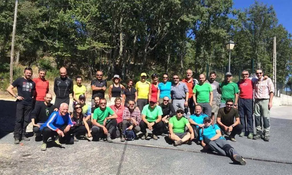 Entre lobos e estrelas 2016
