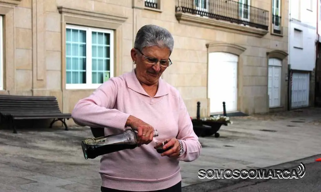 Licor café, Manzaneda