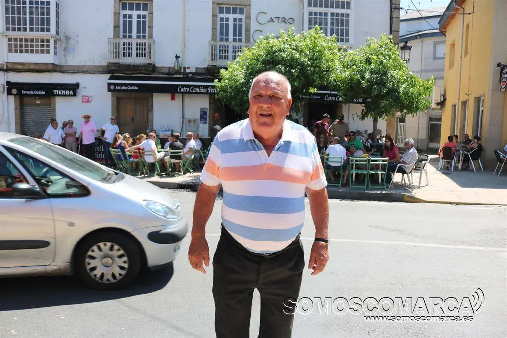 Juanón, na Plaza de Petín, no Santiago.