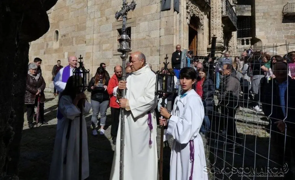 En la segunda &laquo;estaci&oacute;n&raquo;, en el entorno del Santuario de As Ermitas