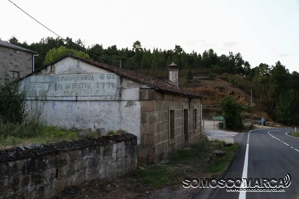 Casilla de los camineros en Freixido de Abaixo (Larouco)