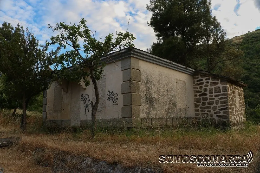 Casilla cerca del Puente Bibei (A Pobra de Trives)