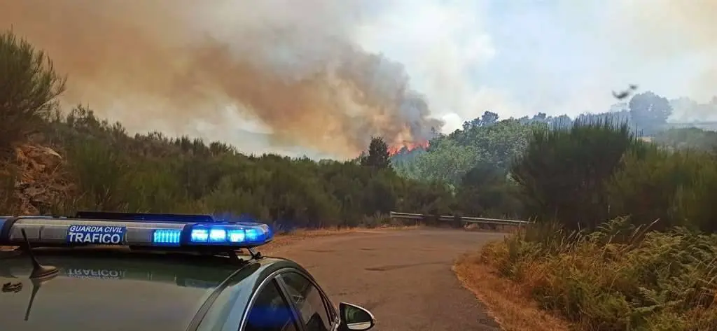 Incendio en San Cristovo (Cualedro)