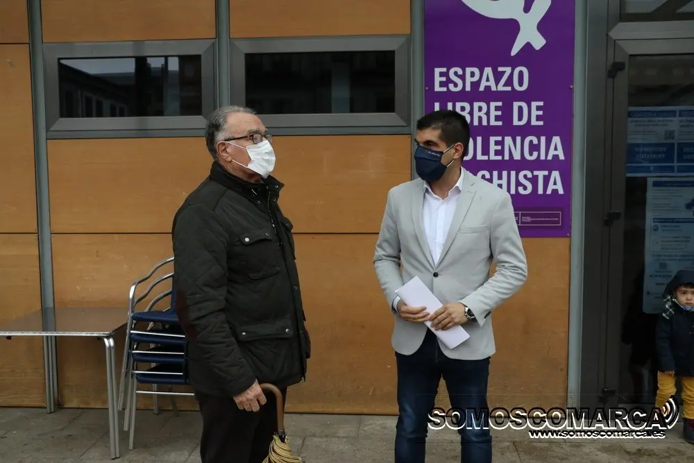 Gabriel Alén, delegado territorial de la Xunta y Alfredo García, alcalde de O Barco