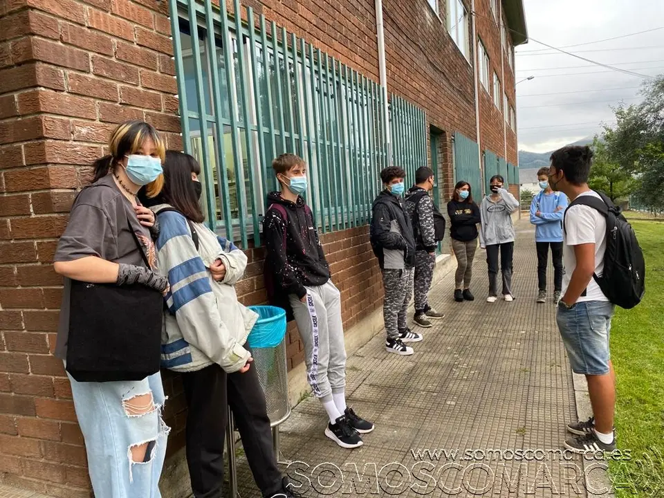somoscomarca_institutos_lauroolmo_pablovi_cosmelopez_director_josemanuelcarrasco_niños_gente_2021-09-15 (6)