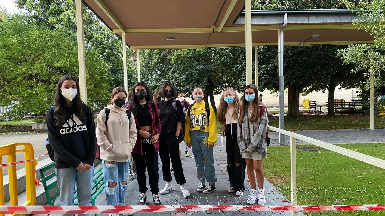 somoscomarca_institutos_lauroolmo_pablovi_cosmelopez_director_josemanuelcarrasco_niños_gente_2021-09-15 (15)