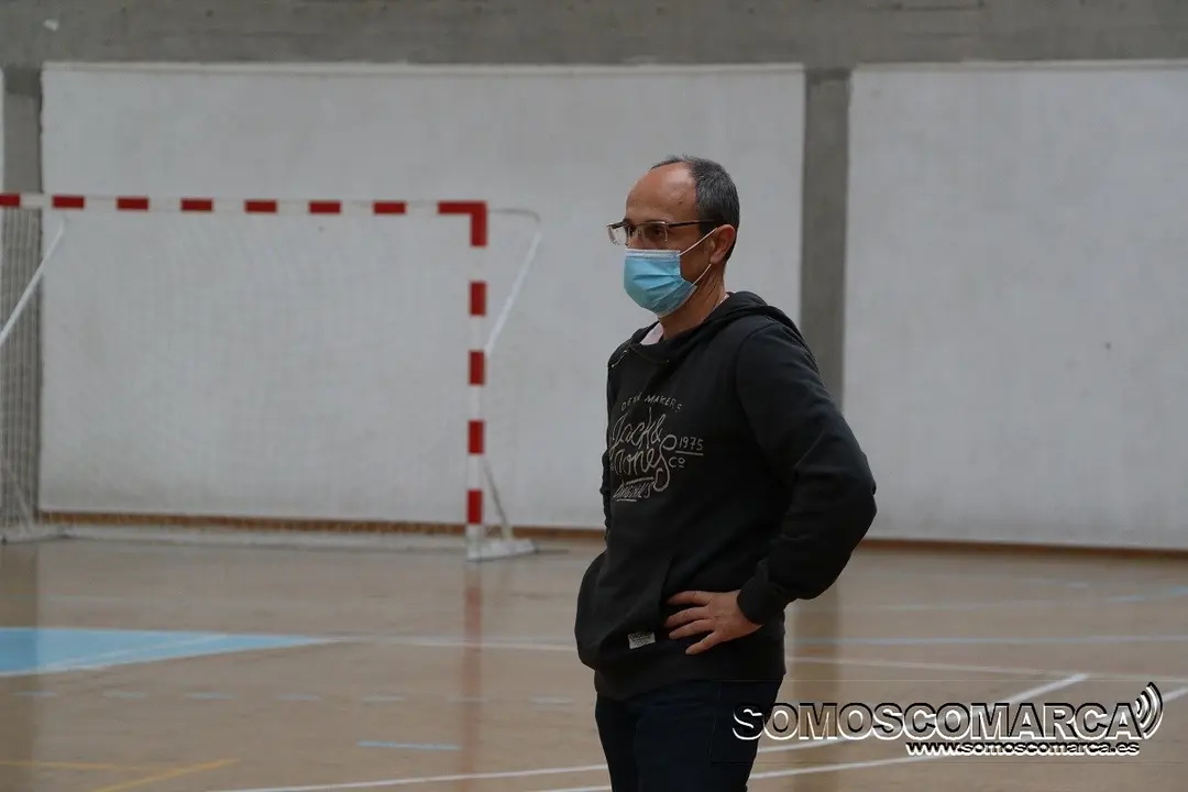 somoscomarca_baloncesto_obarco_muebles_victoria_cadete_femenino_2021_10_16 (13)