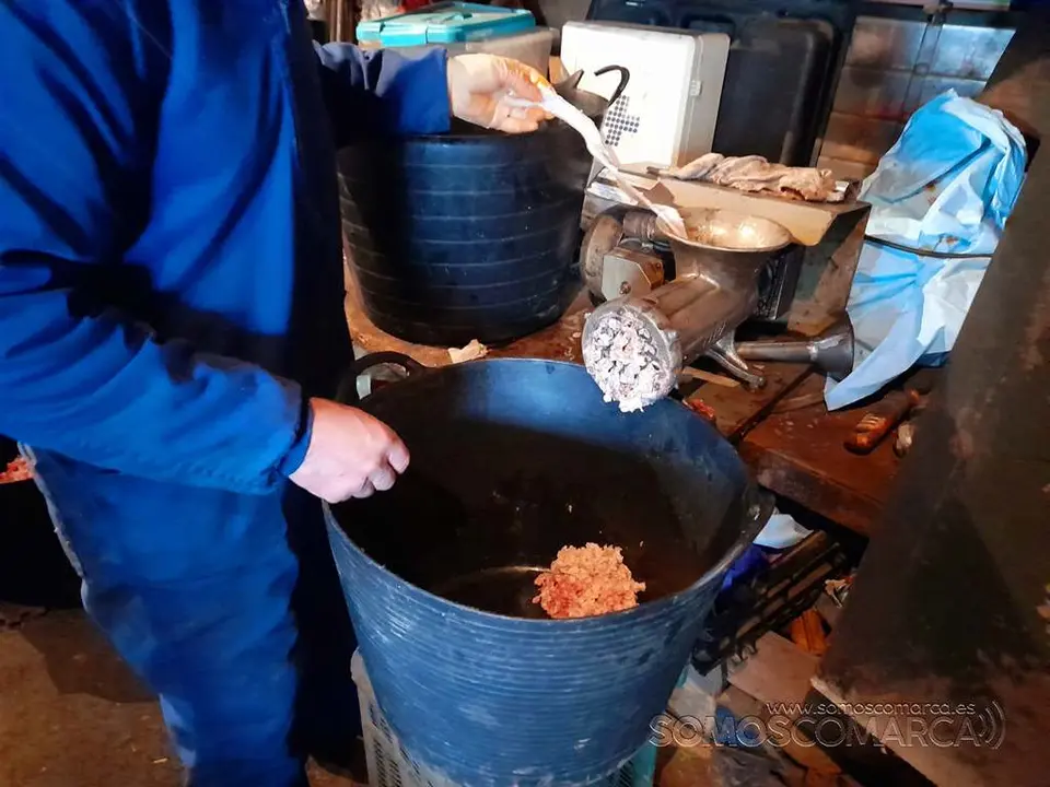 somoscomarca_matanza_chourizos_embutido_2021 (19)