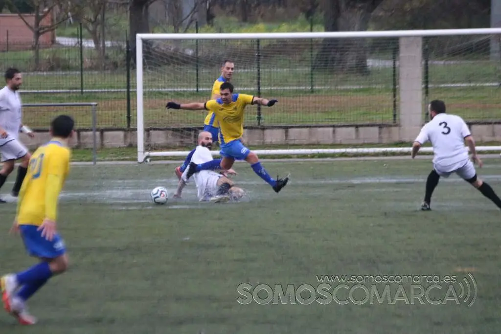 Derbi RúaTrives en el Vicente Solarat (11)