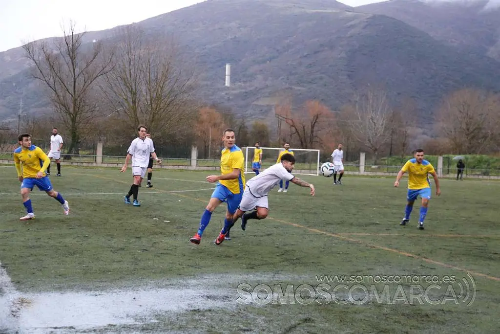 Derbi RúaTrives en el Vicente Solarat (27)
