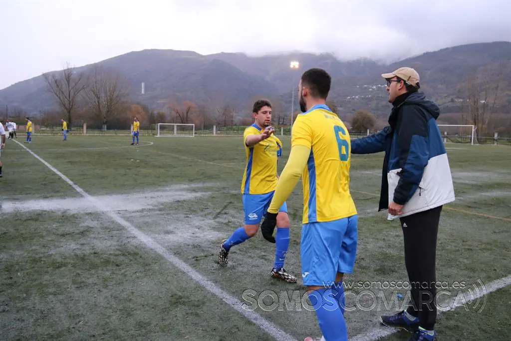 Derbi RúaTrives en el Vicente Solarat (30)