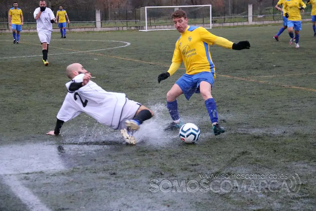 Derbi RúaTrives en el Vicente Solarat (34)