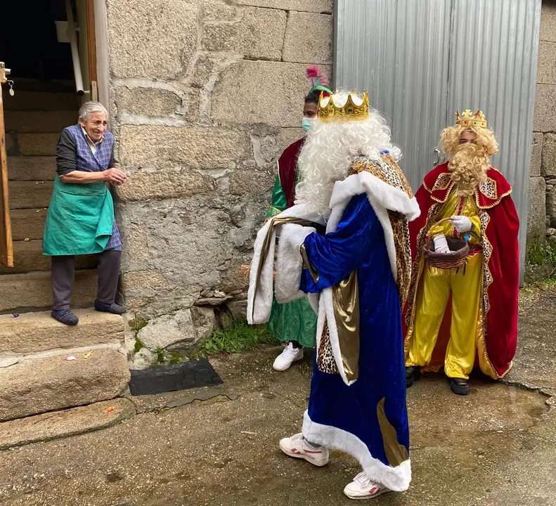 somoscomarca_reyesmagos_vilariño_navidad_2021-01-05 (3)
