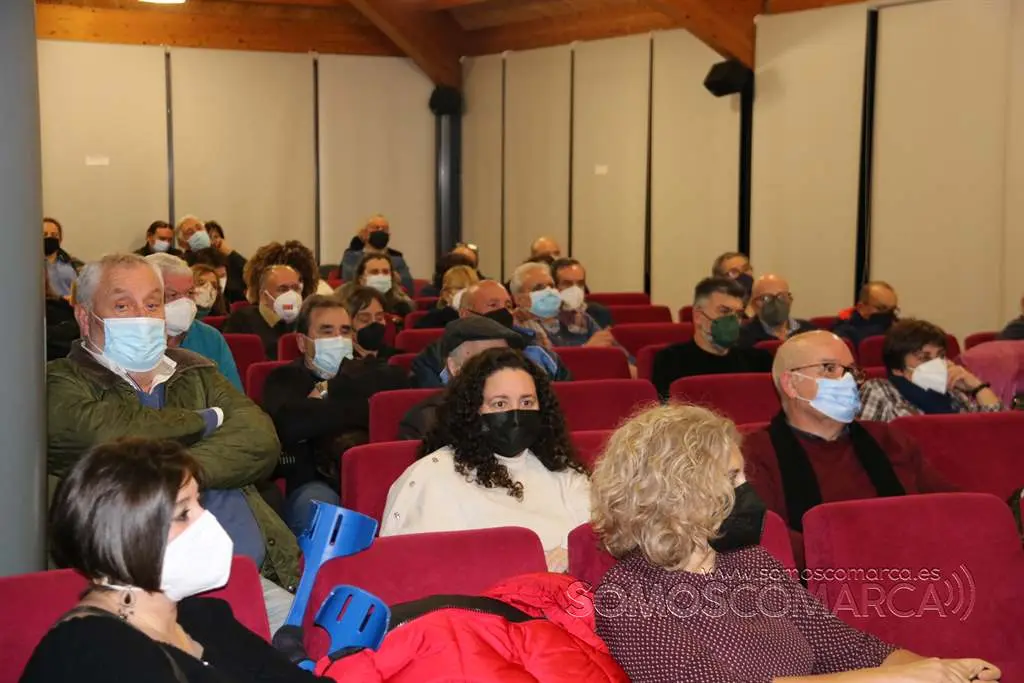 Alfredo Garcia presenta su candidatura a la presidencia provincial del PSdeG-PSOE (4)