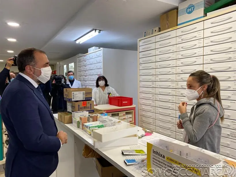 somoscomarca_hpv_visita_obras-farmacia_consultasexternas_hospitaldedia_conselleiro_comesaña_gabrielalen_2022-01-21 (11)