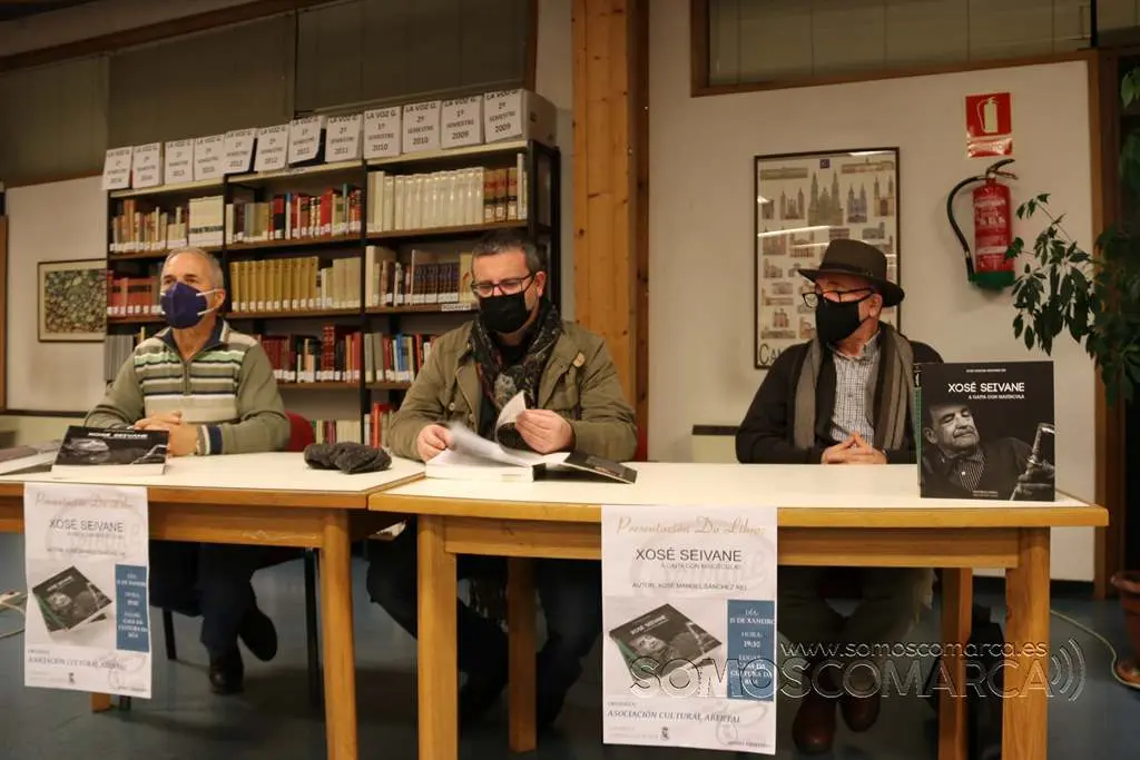 somoscomarca_arua_biblioteca_presentacion_libro_duran_alvaroseivane_rei_2022 (3)