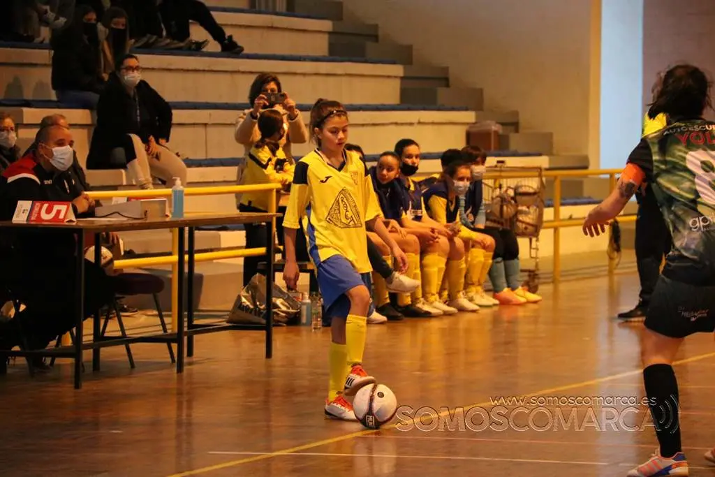 Encuentro de fútbol sala entre el Rúa Valdeorras y el Atlético Arnoia en O Aguillón (24)