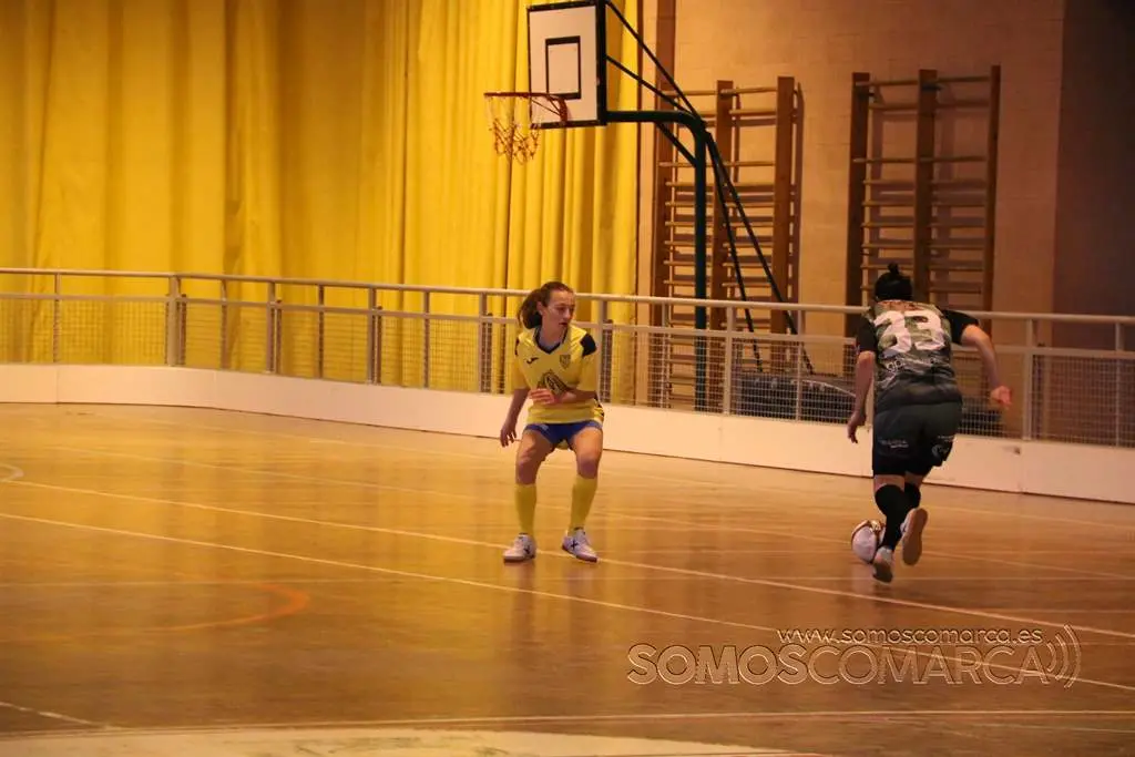 Encuentro de fútbol sala entre el Rúa Valdeorras y el Atlético Arnoia en O Aguillón (35)