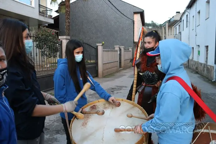 Xuntanza de folións en Vilamartín 2022 (9)