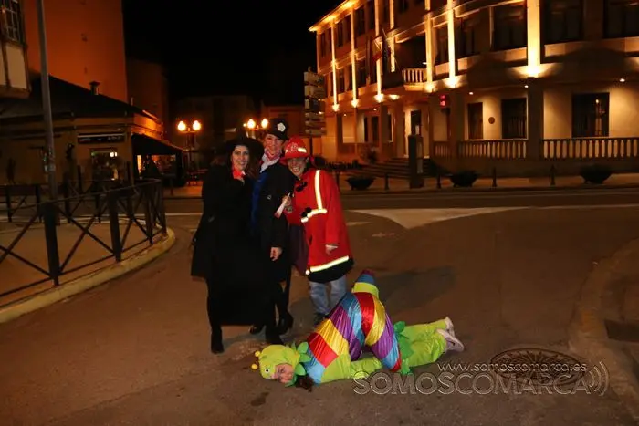 Xoves de Comadres na R&uacute;a (4)