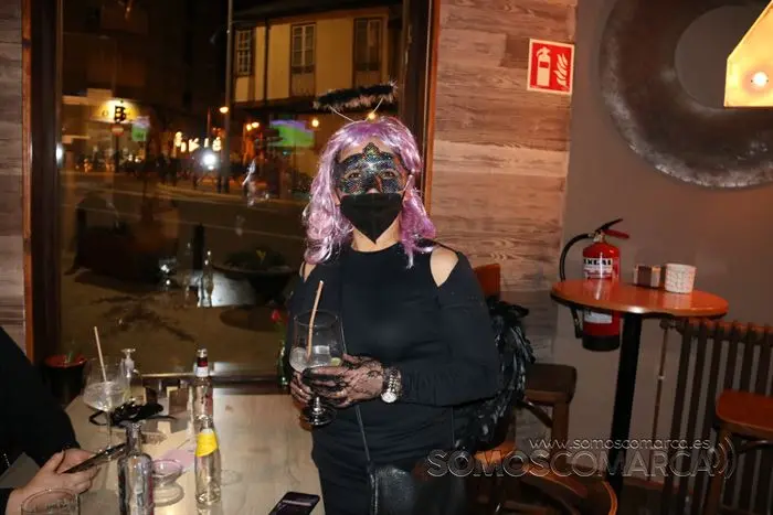 Xoves de Comadres na R&uacute;a (6)