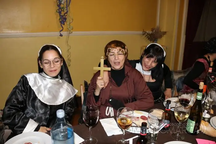 Xoves de Comadres na R&uacute;a (25)