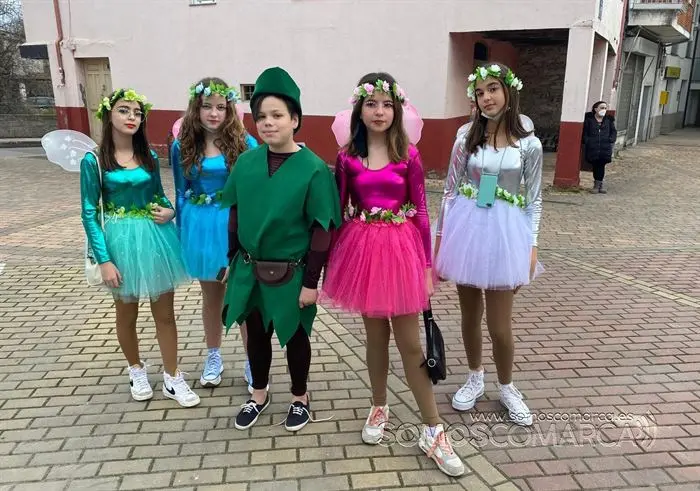 Desfile de Carnaval en Toral de los Vados (4)