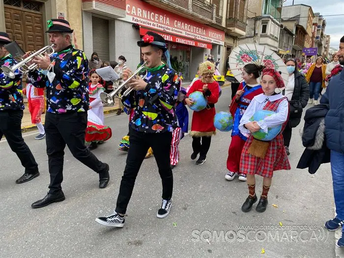 Desfile de Carnaval en Toral de los Vados (7)