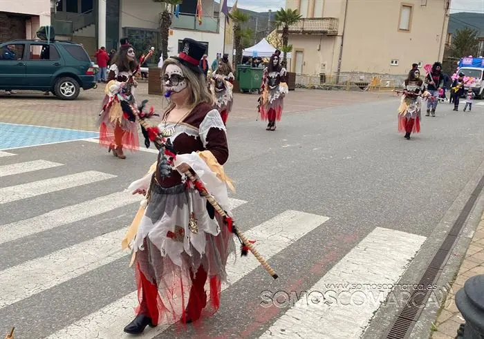 Desfile de Carnaval en Toral de los Vados (9)