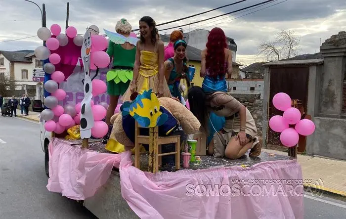 Desfile de Carnaval en Toral de los Vados (11)