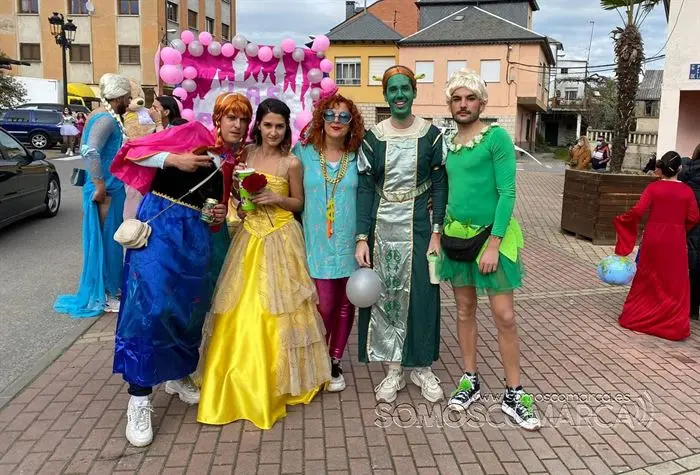 Desfile de Carnaval en Toral de los Vados (13)