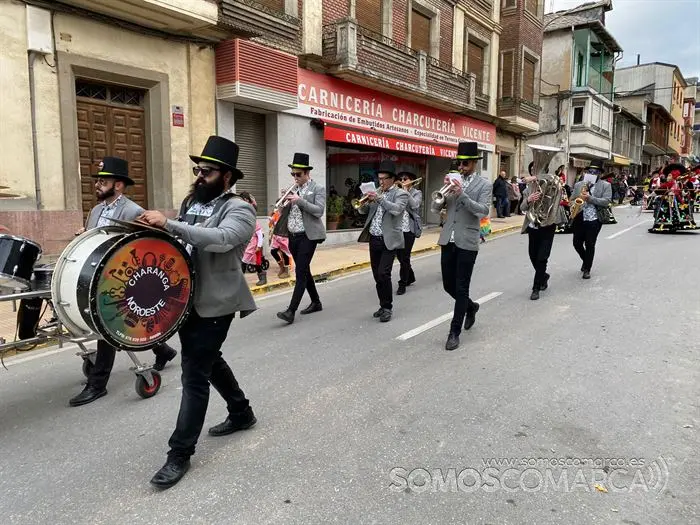 Desfile de Carnaval en Toral de los Vados (15)