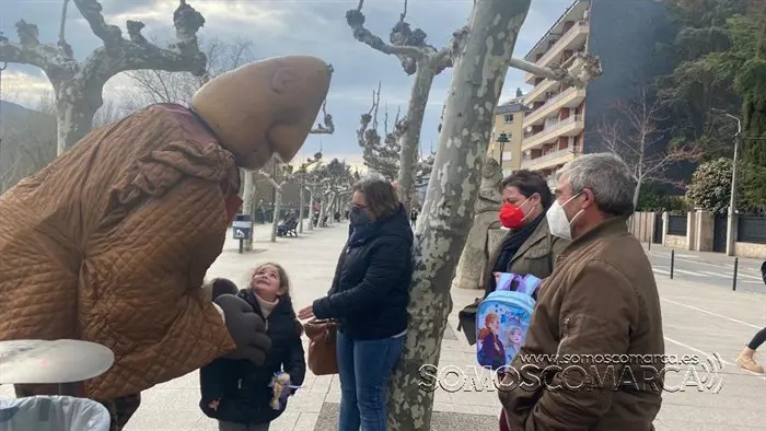 somoscomarca_foliondozampon_entroido_niños_malecon_obarco_2022-02-28 (3)