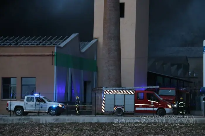 Incendio en las naves anexas a CEDIE (O Barco) (5)