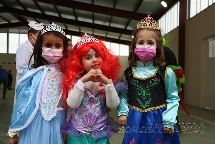 Carnaval en Petín con juegos y chocolate (20)