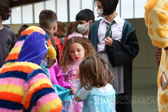 Carnaval en Petín con juegos y chocolate (28)