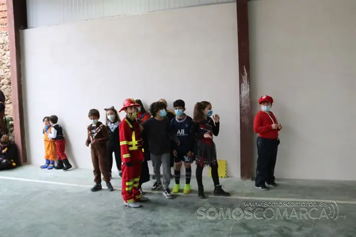 Carnaval en Petin con juegos y chocolate (3)