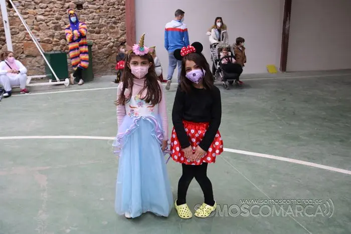 Carnaval en Petin con juegos y chocolate (12)