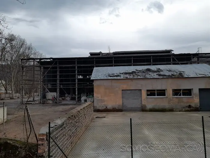 somoscomarca_cedie_incendio_naves_apagado_2022-03-01 (3)