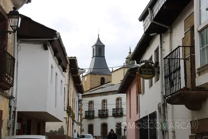 Peque-entroido en A Rúa Vella con FArgalleiros y chocolatada (32)