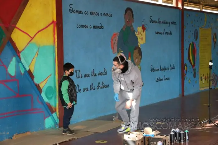 Mural a Florencio no colexio de Vilamartín (6)