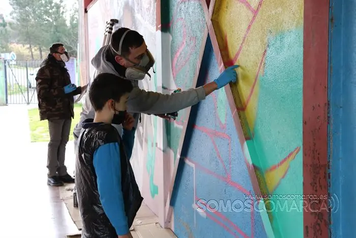 Mural a Florencio no colexio de Vilamartín (10)