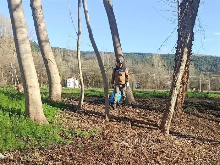 somoscomarca_limpieza_rio_spinningvaldeorras_2022 (12)