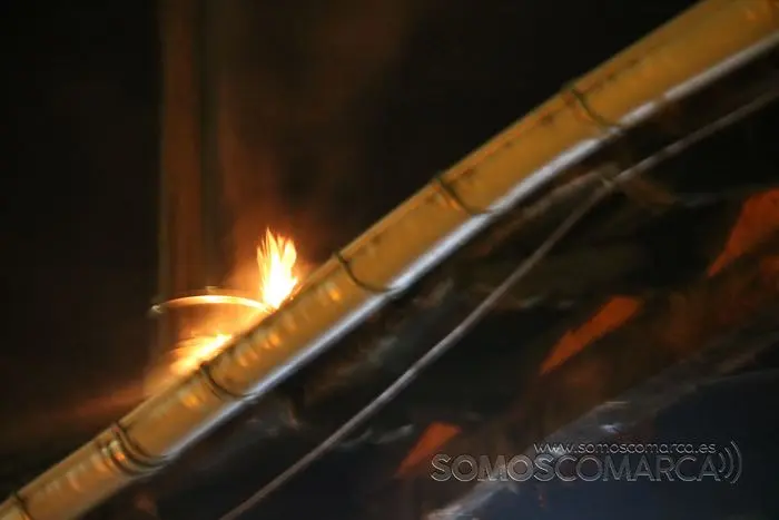 Incendio de una chimenea en una casa en Petín (9)